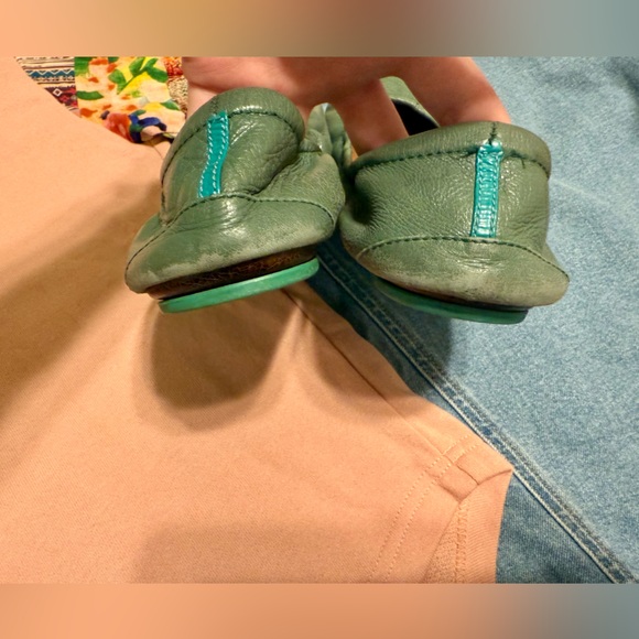 Pacific Green Tieks - Picture 5 of 5